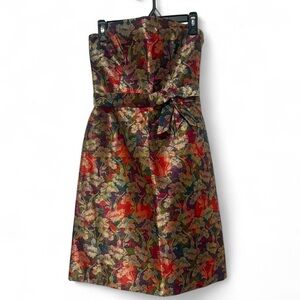 David Meister strapless floral dress with bow detail. Size:‎ 2